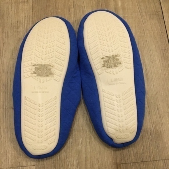 NWT Avon Blue Slide On Slippers 9-10 - Picture 6 of 7